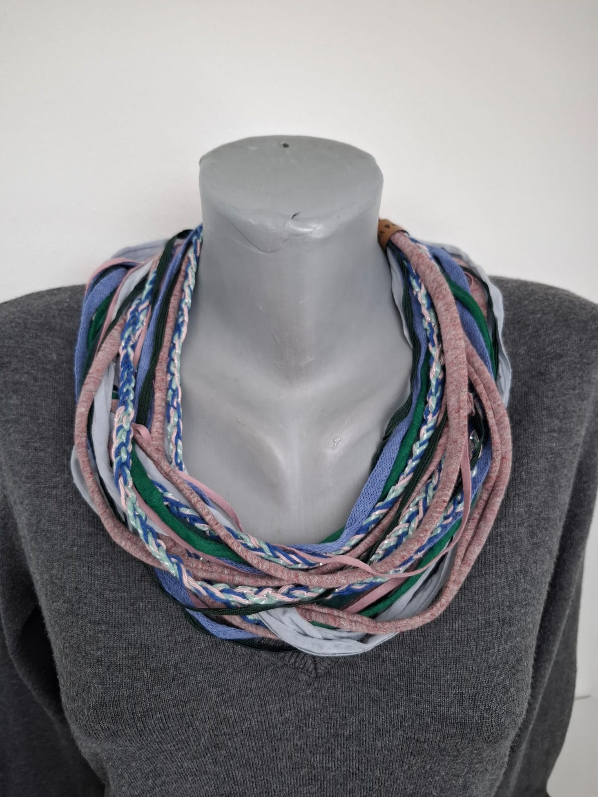 Loop-Schal Prinzessin, handgeknüpft