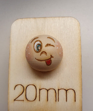 10x Holzköpfe mit bemaltem Gesicht, 2cm,verschiedene Varianten