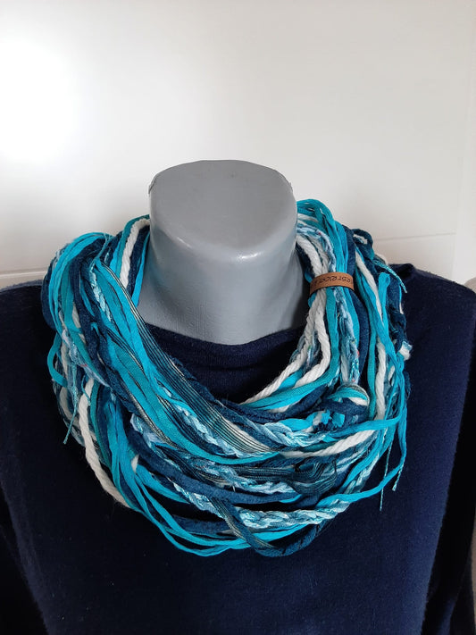 Loop-Schal Blue handgeknüpft
