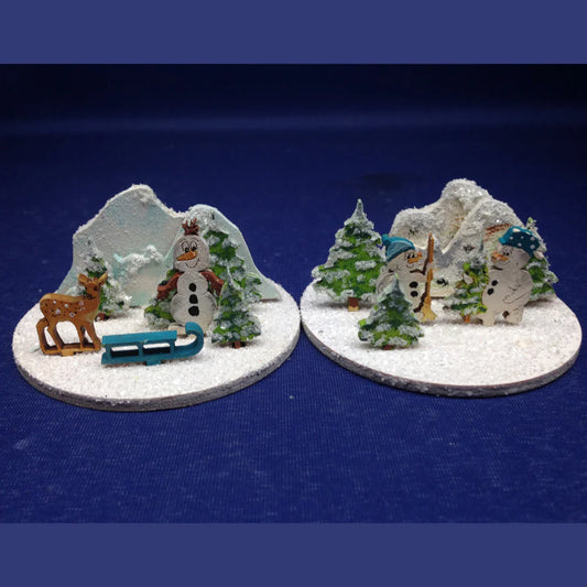 2 x Mini-Diorama aus Holz Schneemann und Rentier