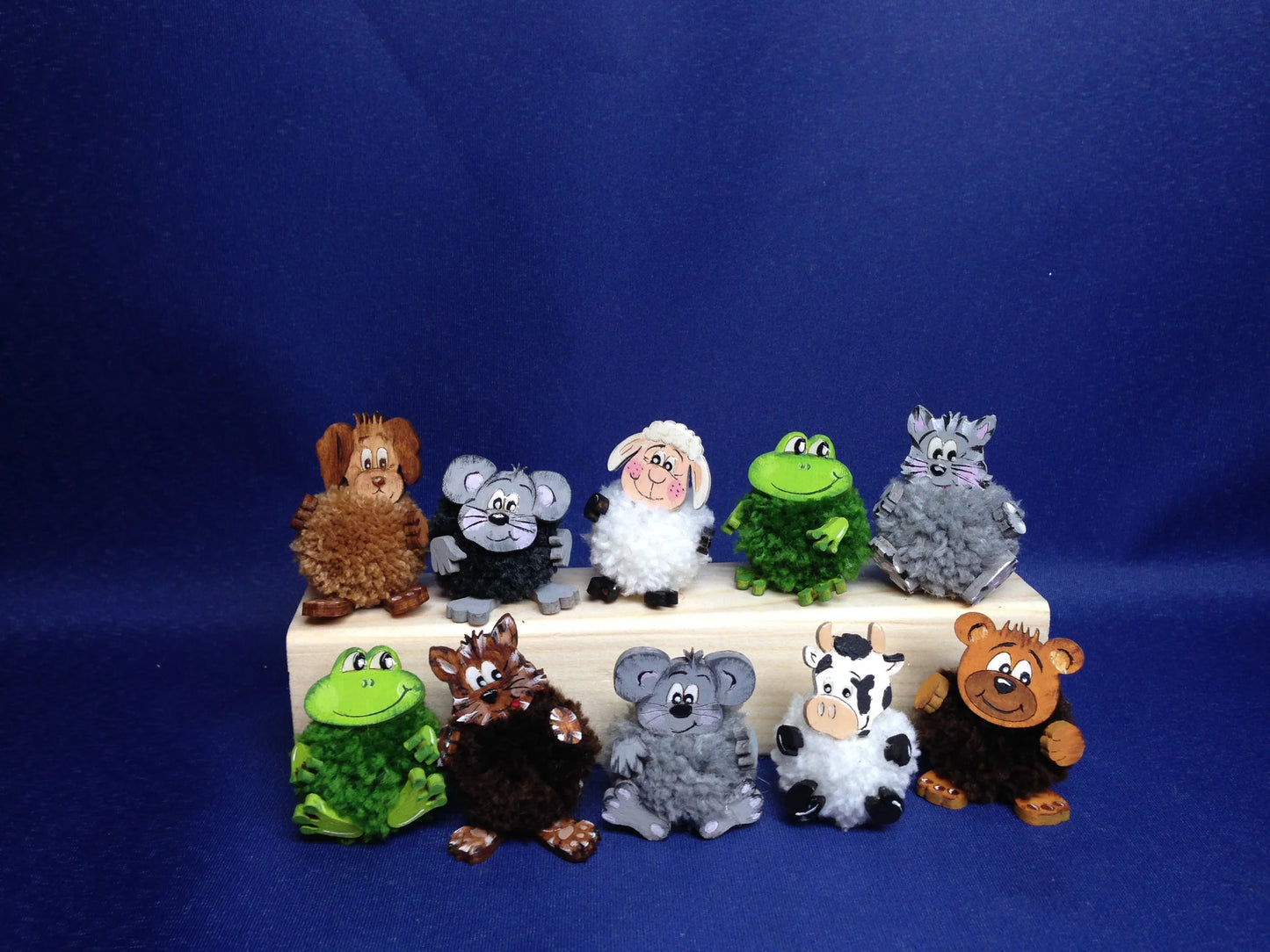 Pompom Figuren aus Holz