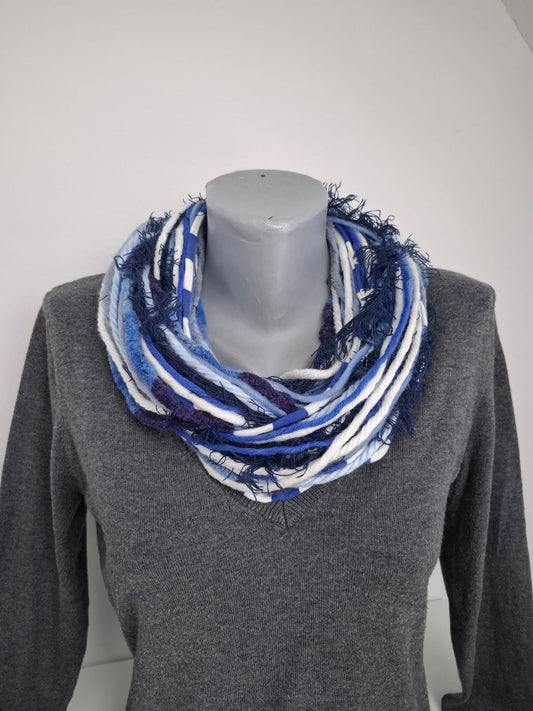 Loop-Schal Griechenland,  handgeknüpft Wintervariante