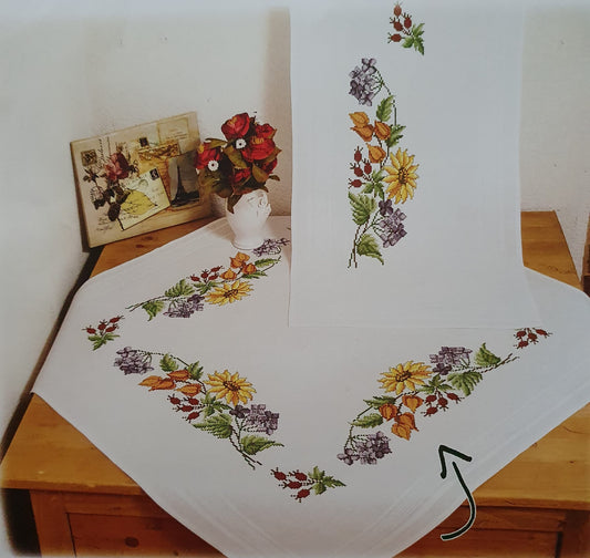 Duftin Stickpackung Mitteldecke Spätsommer, Kreuzstich 80x80cm